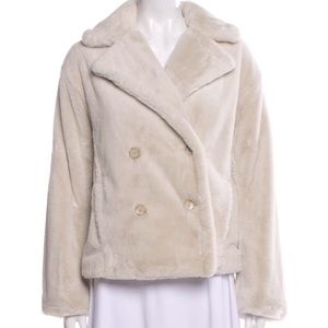 NOT FOR SALE ❌❌❌ Vince Ivory (Off-White) Plush Faux Fur Jacket Size M